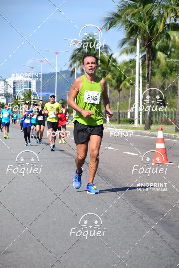 Buy your photos of the event21KES - Meia Maratona do Esprito Santo on Fotop