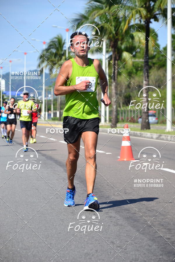 Buy your photos of the event21KES - Meia Maratona do Esprito Santo on Fotop