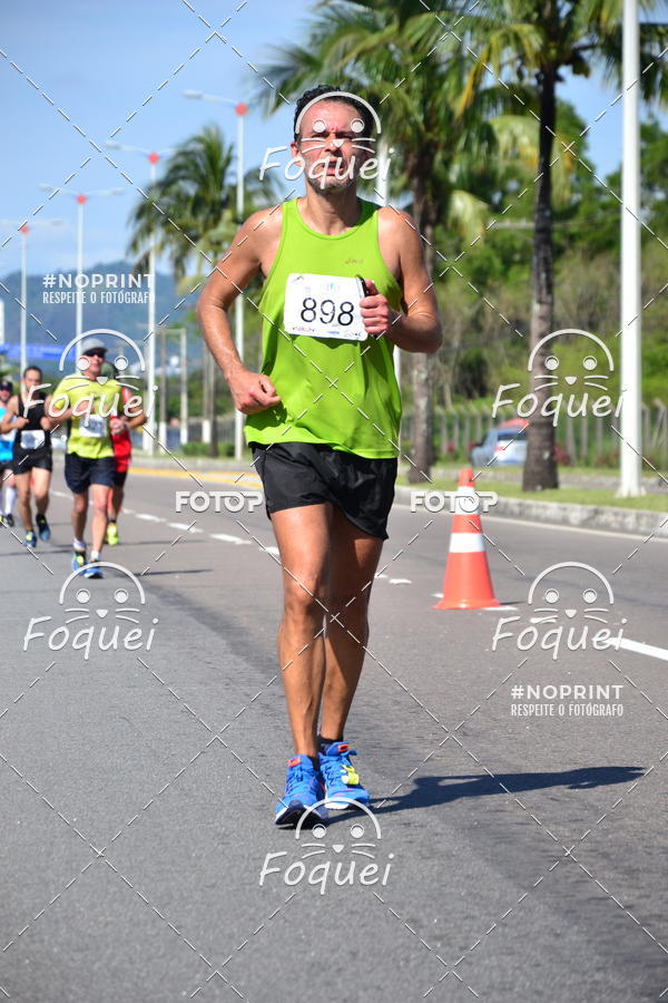 Buy your photos of the event21KES - Meia Maratona do Esprito Santo on Fotop