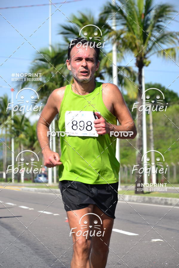 Buy your photos of the event21KES - Meia Maratona do Esprito Santo on Fotop