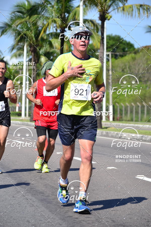 Buy your photos of the event21KES - Meia Maratona do Esprito Santo on Fotop
