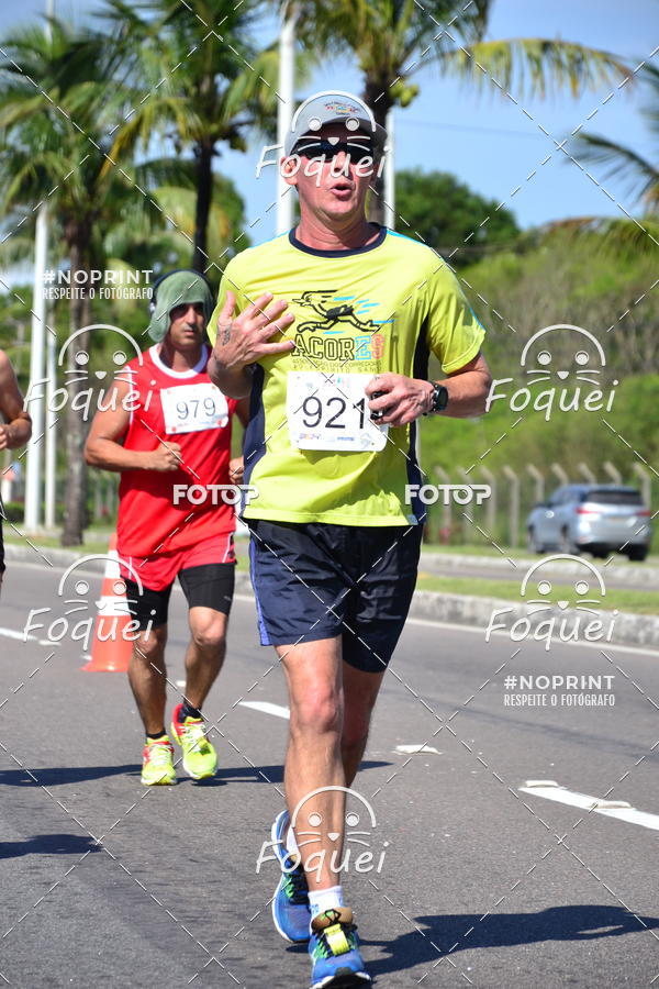 Buy your photos of the event21KES - Meia Maratona do Esprito Santo on Fotop