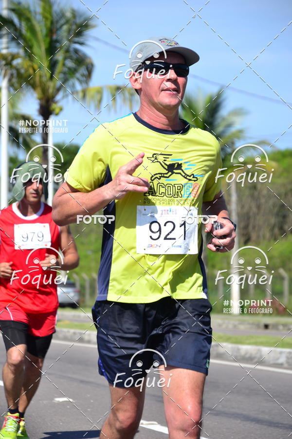 Buy your photos of the event21KES - Meia Maratona do Esprito Santo on Fotop