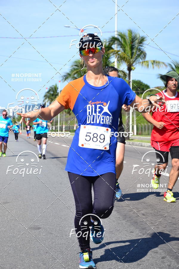 Buy your photos of the event21KES - Meia Maratona do Esprito Santo on Fotop