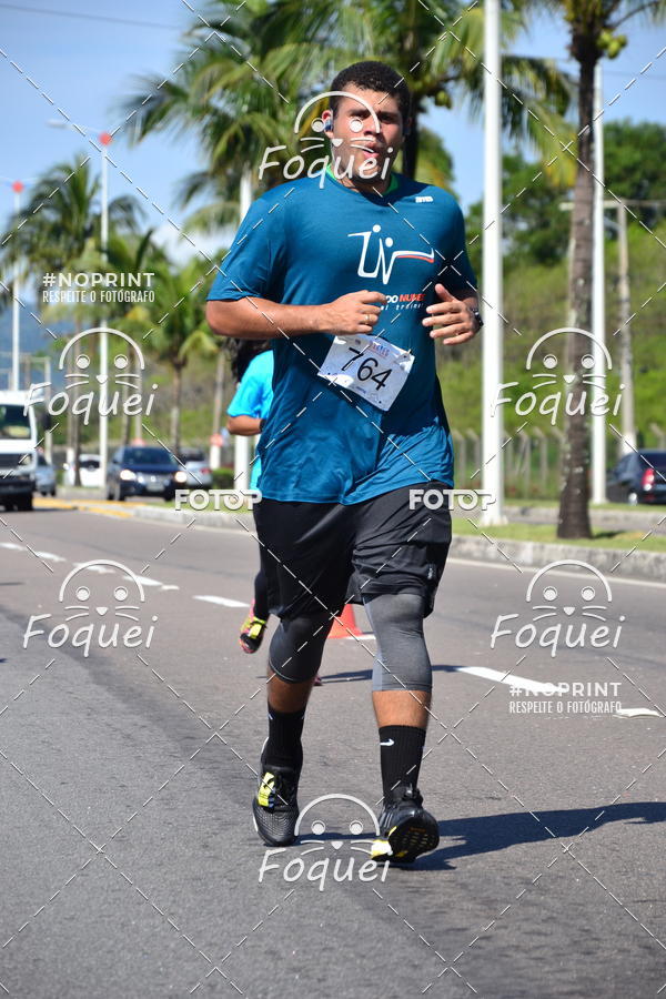 Buy your photos of the event21KES - Meia Maratona do Esprito Santo on Fotop