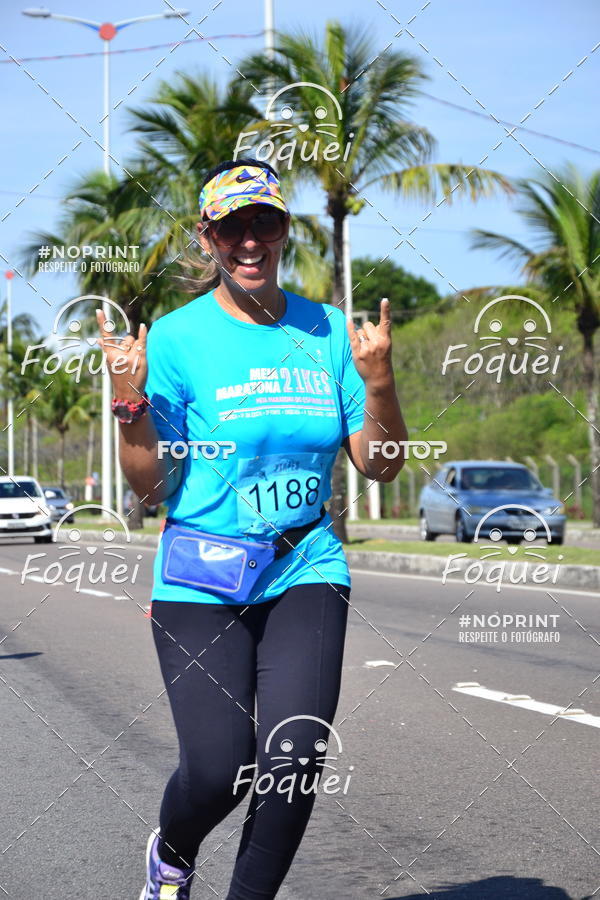 Buy your photos of the event21KES - Meia Maratona do Esprito Santo on Fotop