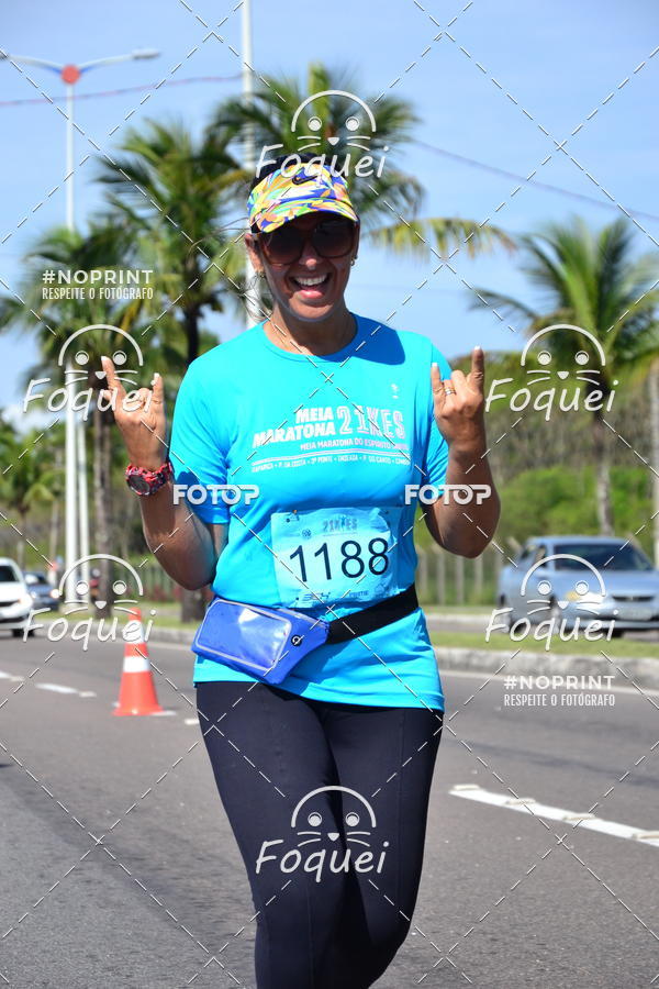 Buy your photos of the event21KES - Meia Maratona do Esprito Santo on Fotop
