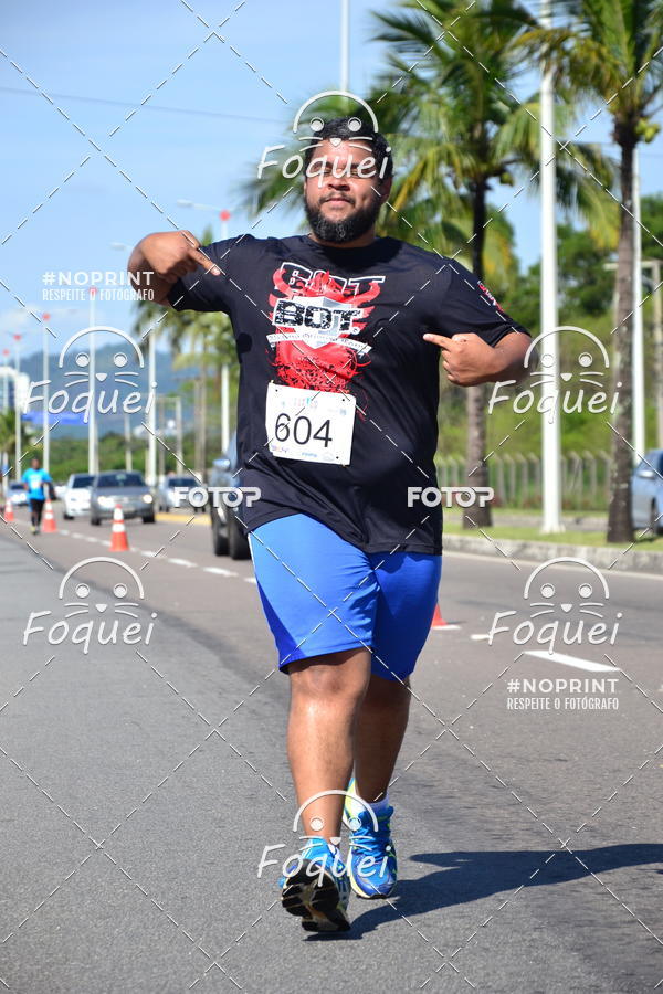 Buy your photos of the event21KES - Meia Maratona do Esprito Santo on Fotop