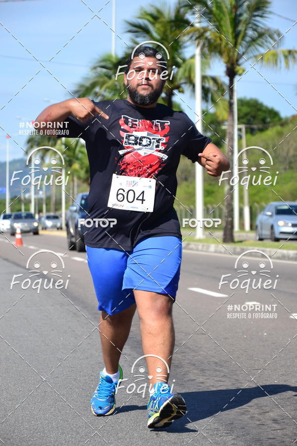 Buy your photos of the event21KES - Meia Maratona do Esprito Santo on Fotop