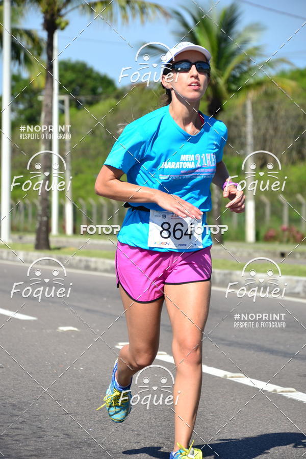 Buy your photos of the event21KES - Meia Maratona do Esprito Santo on Fotop