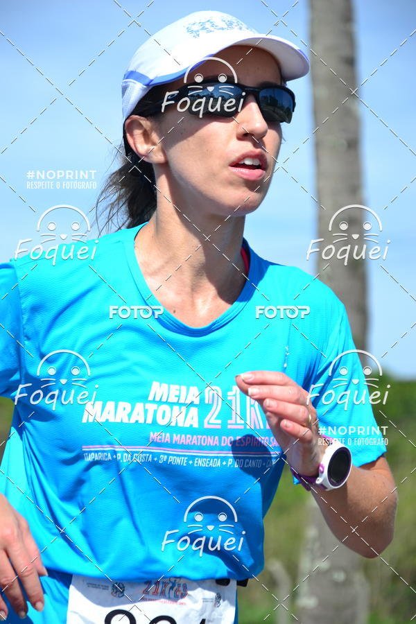 Buy your photos of the event21KES - Meia Maratona do Esprito Santo on Fotop