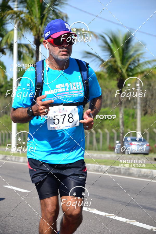 Buy your photos of the event21KES - Meia Maratona do Esprito Santo on Fotop