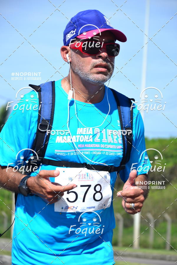 Buy your photos of the event21KES - Meia Maratona do Esprito Santo on Fotop