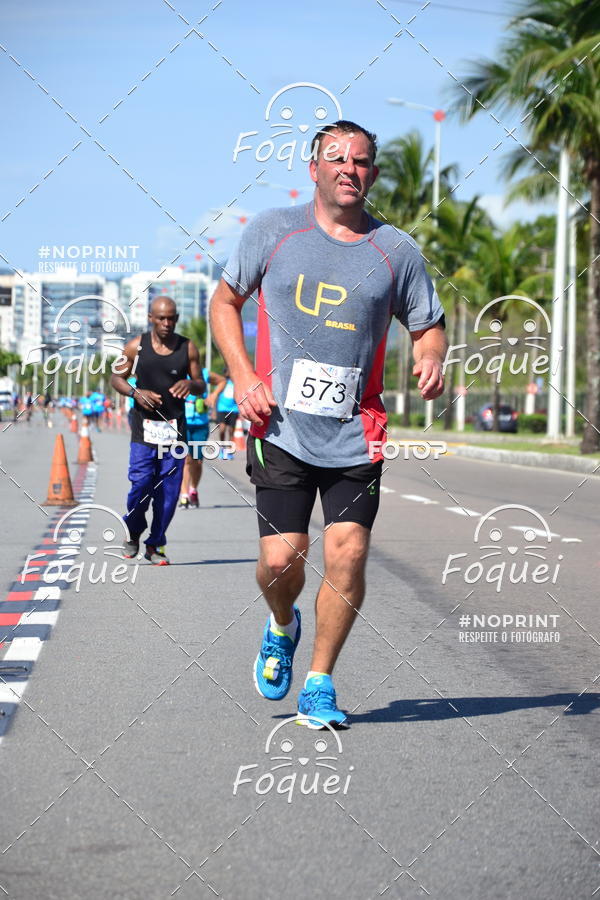 Buy your photos of the event21KES - Meia Maratona do Esprito Santo on Fotop