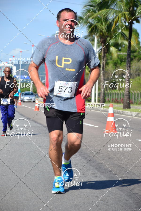 Buy your photos of the event21KES - Meia Maratona do Esprito Santo on Fotop