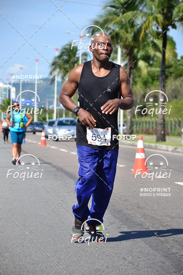 Buy your photos of the event21KES - Meia Maratona do Esprito Santo on Fotop