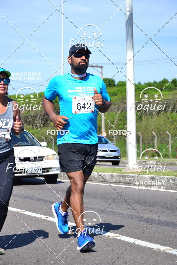 Buy your photos of the event21KES - Meia Maratona do Esprito Santo on Fotop