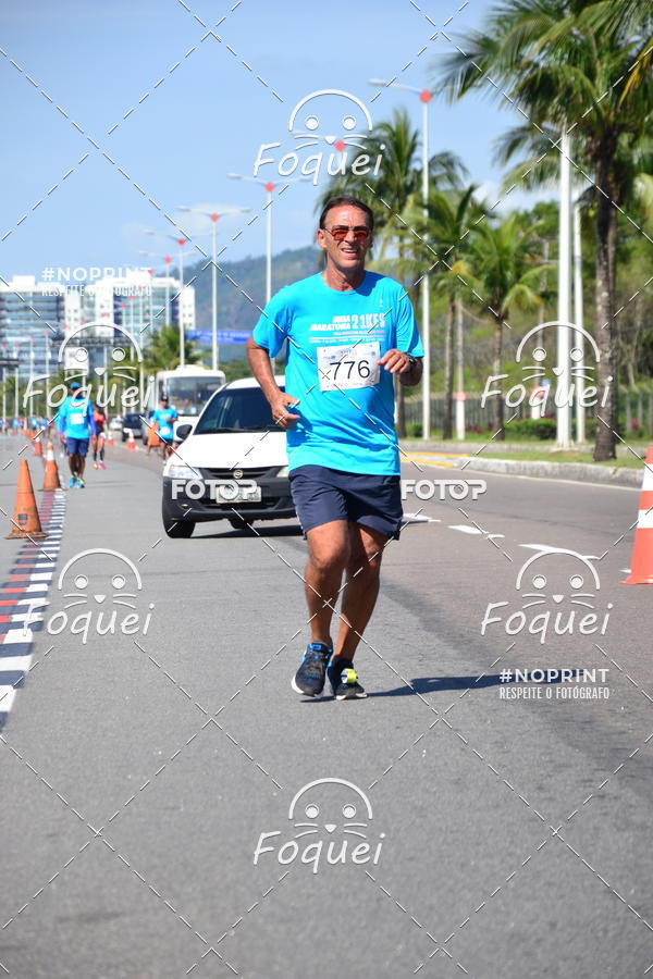 Buy your photos of the event21KES - Meia Maratona do Esprito Santo on Fotop