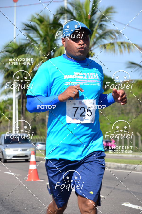 Buy your photos of the event21KES - Meia Maratona do Esprito Santo on Fotop