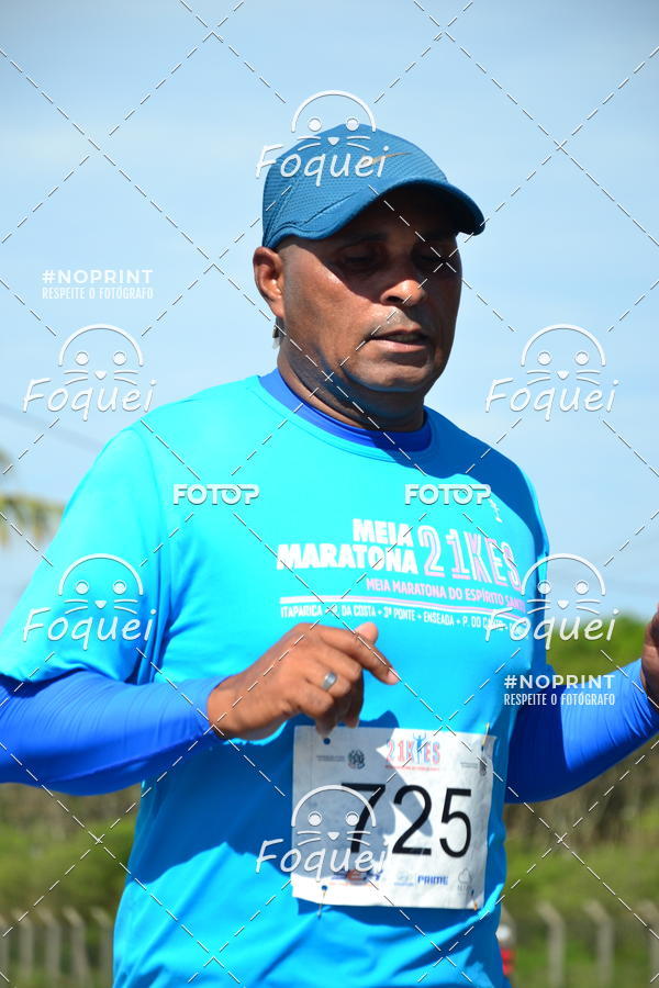 Buy your photos of the event21KES - Meia Maratona do Esprito Santo on Fotop