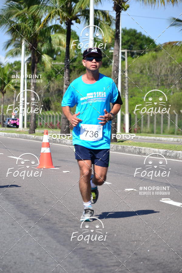 Buy your photos of the event21KES - Meia Maratona do Esprito Santo on Fotop