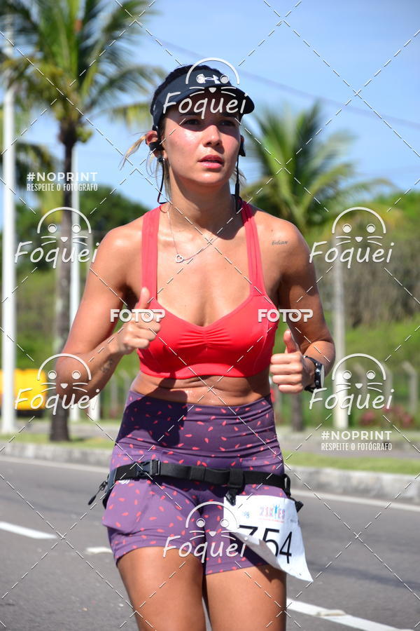 Buy your photos of the event21KES - Meia Maratona do Esprito Santo on Fotop