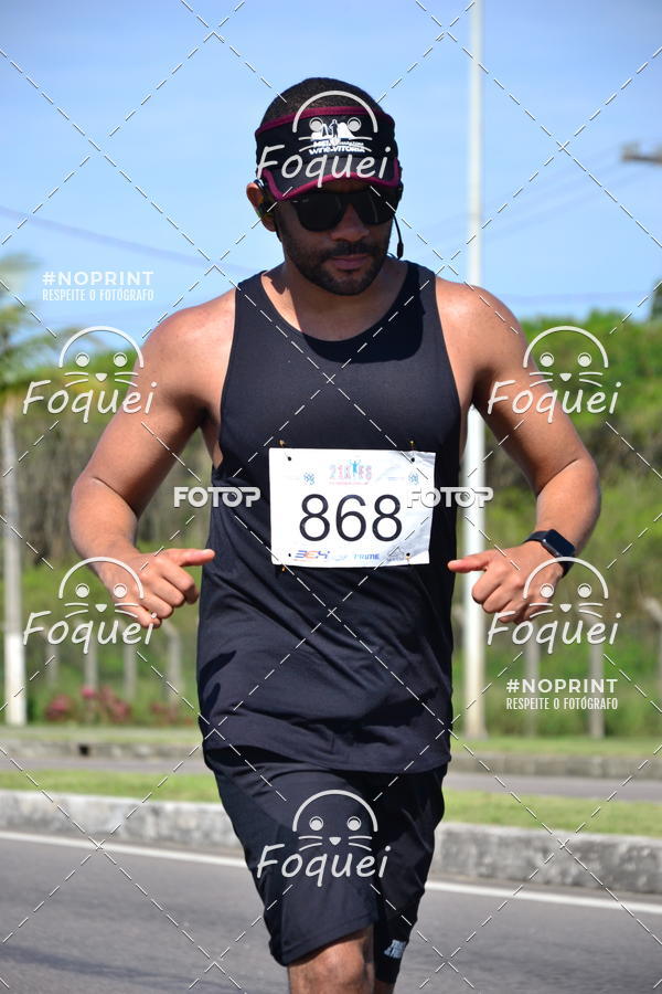 Buy your photos of the event21KES - Meia Maratona do Esprito Santo on Fotop