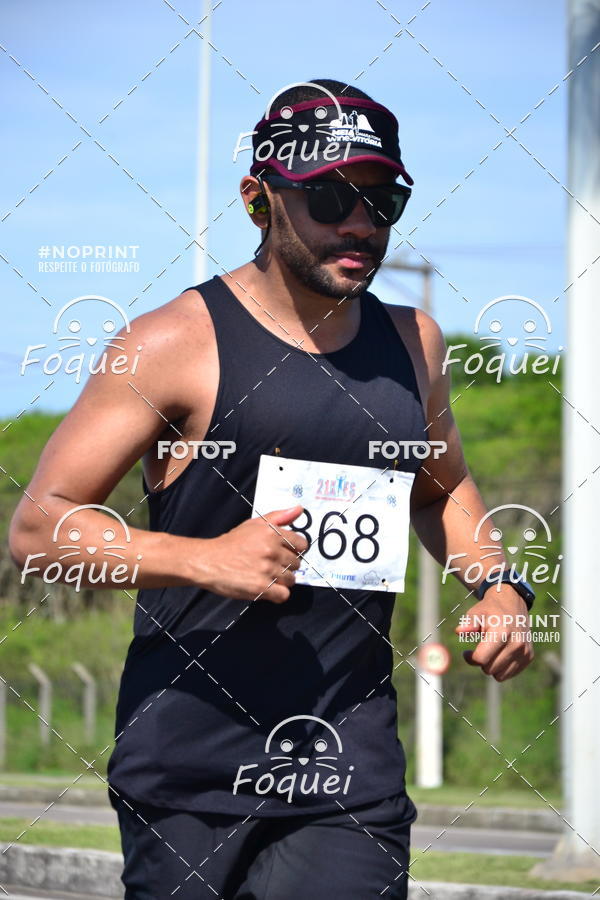 Buy your photos of the event21KES - Meia Maratona do Esprito Santo on Fotop