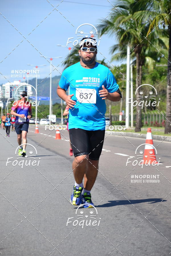 Buy your photos of the event21KES - Meia Maratona do Esprito Santo on Fotop