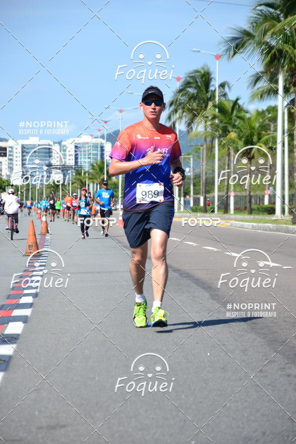 Buy your photos of the event21KES - Meia Maratona do Esprito Santo on Fotop
