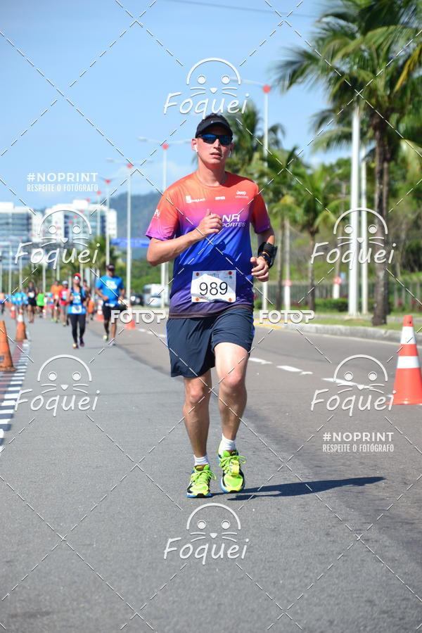Buy your photos of the event21KES - Meia Maratona do Esprito Santo on Fotop