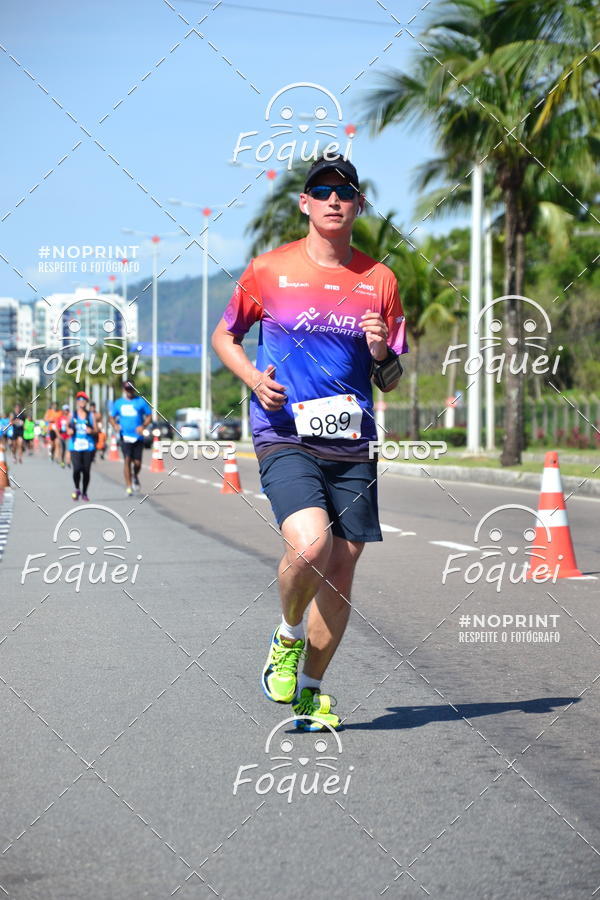 Buy your photos of the event21KES - Meia Maratona do Esprito Santo on Fotop
