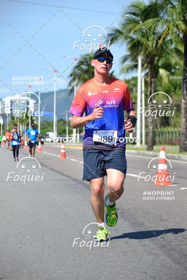 Buy your photos of the event21KES - Meia Maratona do Esprito Santo on Fotop