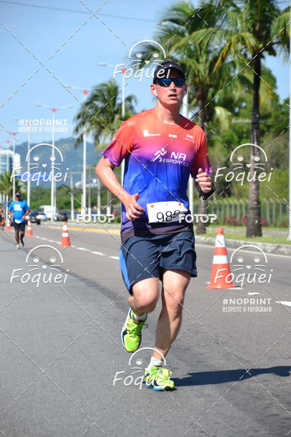 Buy your photos of the event21KES - Meia Maratona do Esprito Santo on Fotop