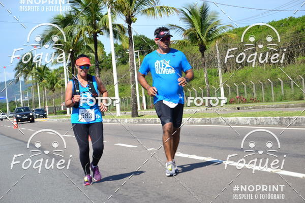 Buy your photos of the event21KES - Meia Maratona do Esprito Santo on Fotop