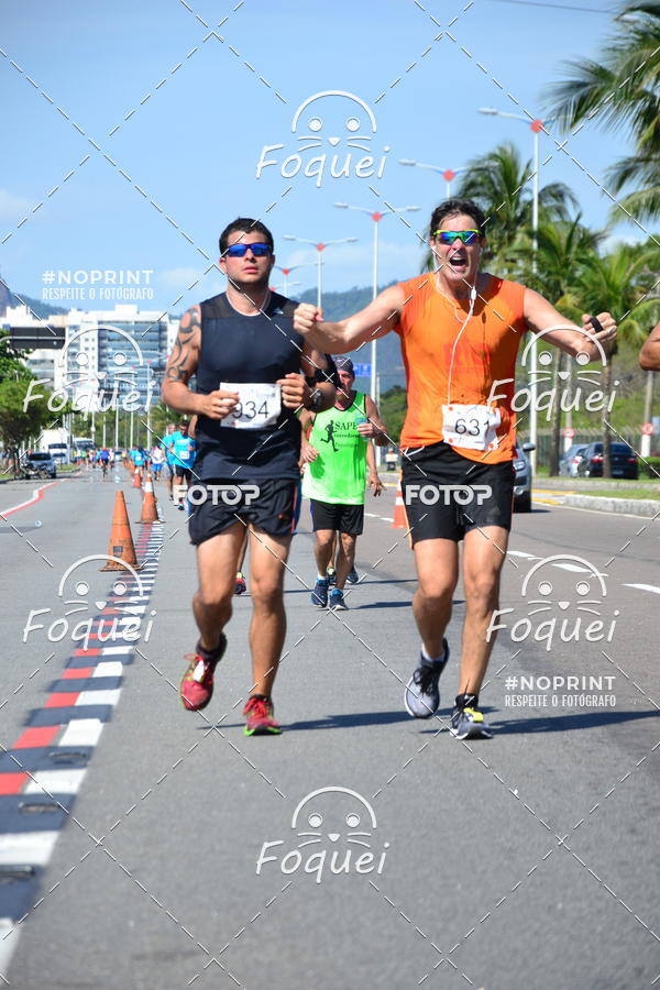 Buy your photos of the event21KES - Meia Maratona do Esprito Santo on Fotop