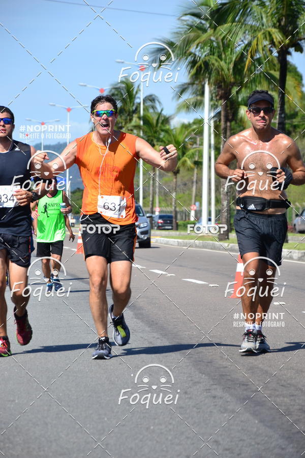 Buy your photos of the event21KES - Meia Maratona do Esprito Santo on Fotop
