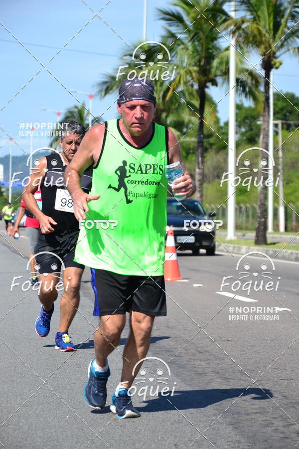 Buy your photos of the event21KES - Meia Maratona do Esprito Santo on Fotop