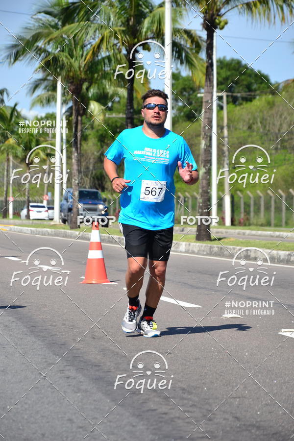 Buy your photos of the event21KES - Meia Maratona do Esprito Santo on Fotop