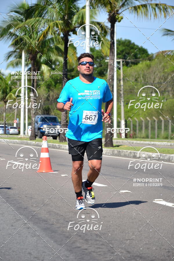 Buy your photos of the event21KES - Meia Maratona do Esprito Santo on Fotop