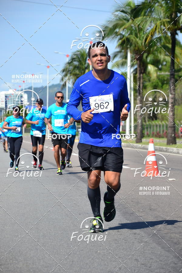 Buy your photos of the event21KES - Meia Maratona do Esprito Santo on Fotop