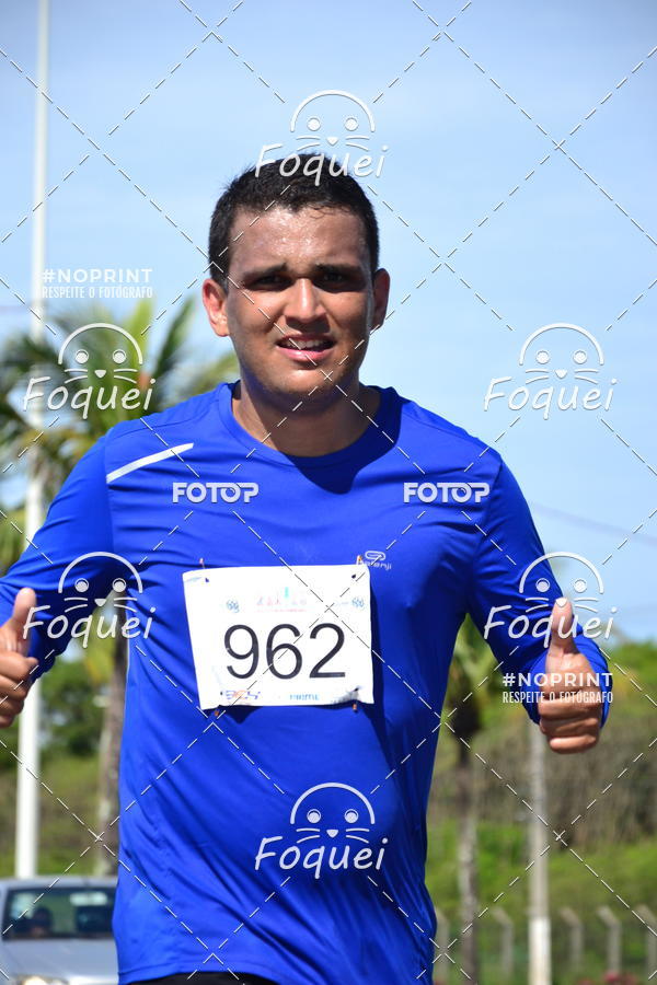Buy your photos of the event21KES - Meia Maratona do Esprito Santo on Fotop