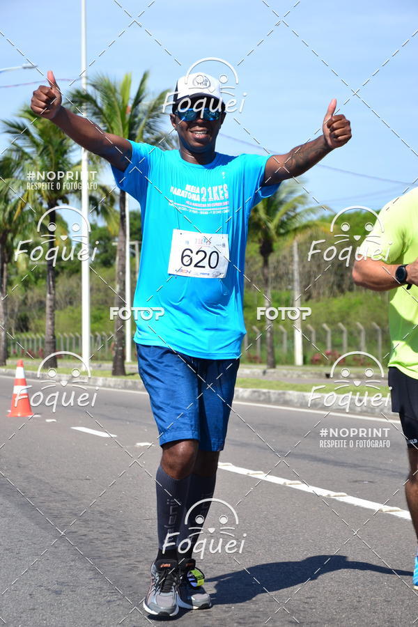 Buy your photos of the event21KES - Meia Maratona do Esprito Santo on Fotop