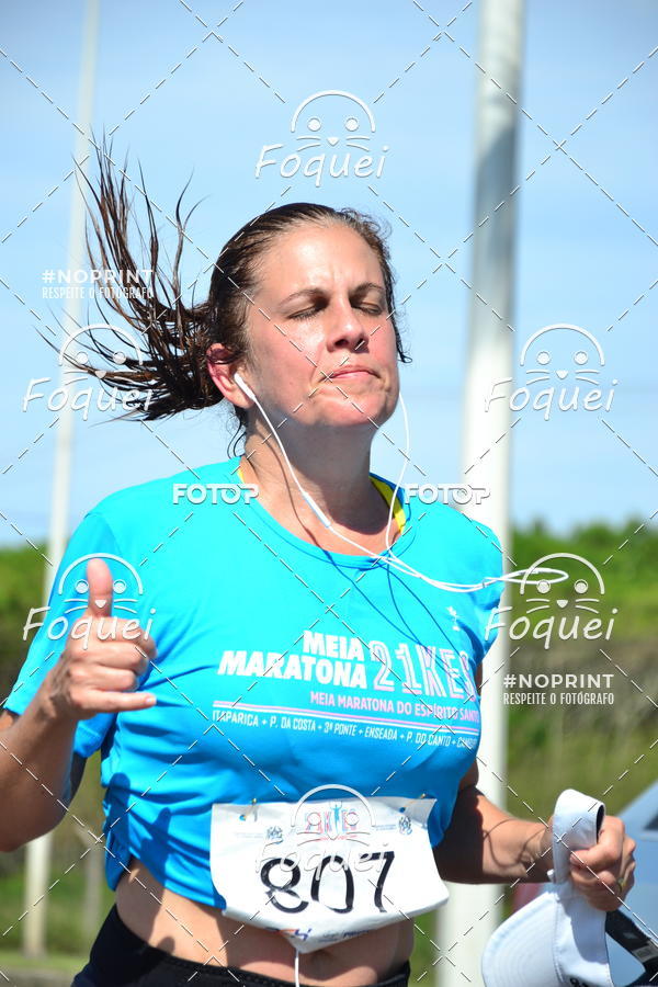 Buy your photos of the event21KES - Meia Maratona do Esprito Santo on Fotop
