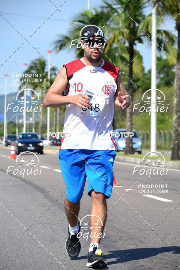 Buy your photos of the event21KES - Meia Maratona do Esprito Santo on Fotop