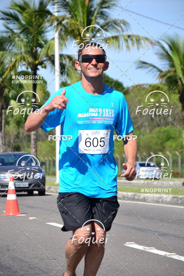 Buy your photos of the event21KES - Meia Maratona do Esprito Santo on Fotop