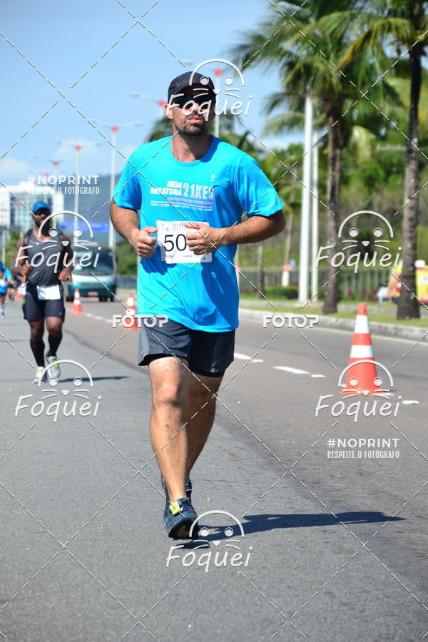 Buy your photos of the event21KES - Meia Maratona do Esprito Santo on Fotop