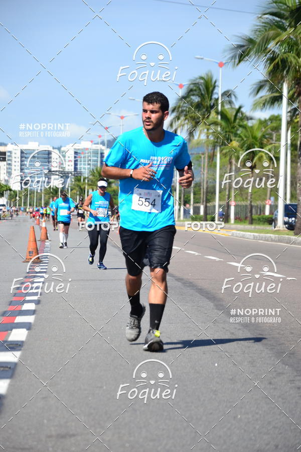 Buy your photos of the event21KES - Meia Maratona do Esprito Santo on Fotop