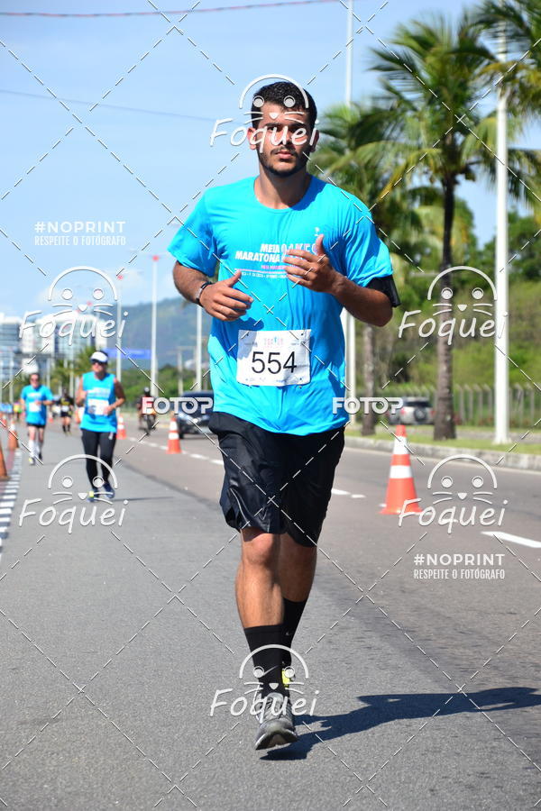 Buy your photos of the event21KES - Meia Maratona do Esprito Santo on Fotop