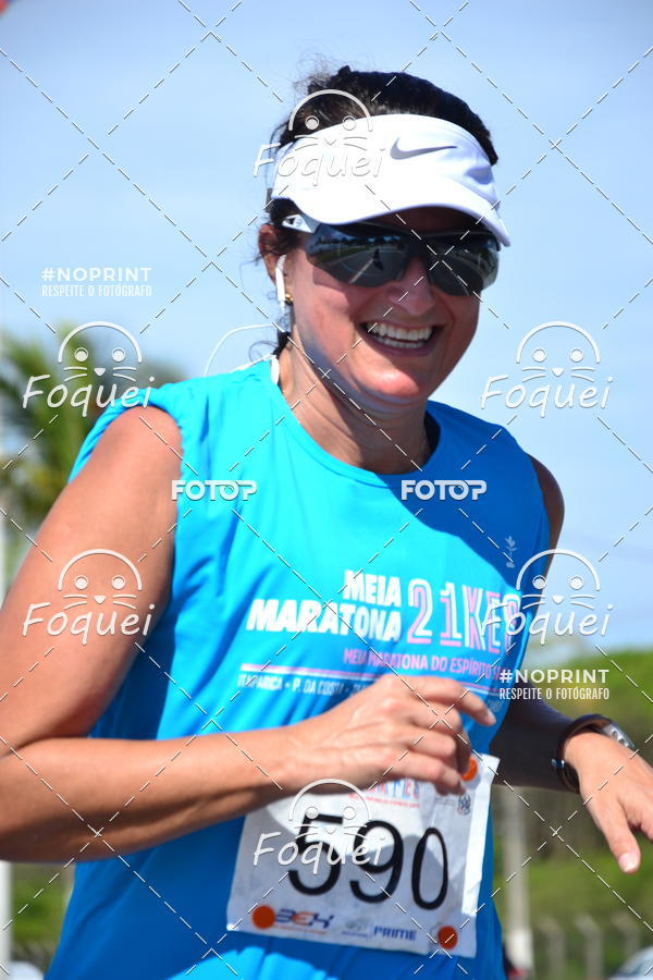 Buy your photos of the event21KES - Meia Maratona do Esprito Santo on Fotop